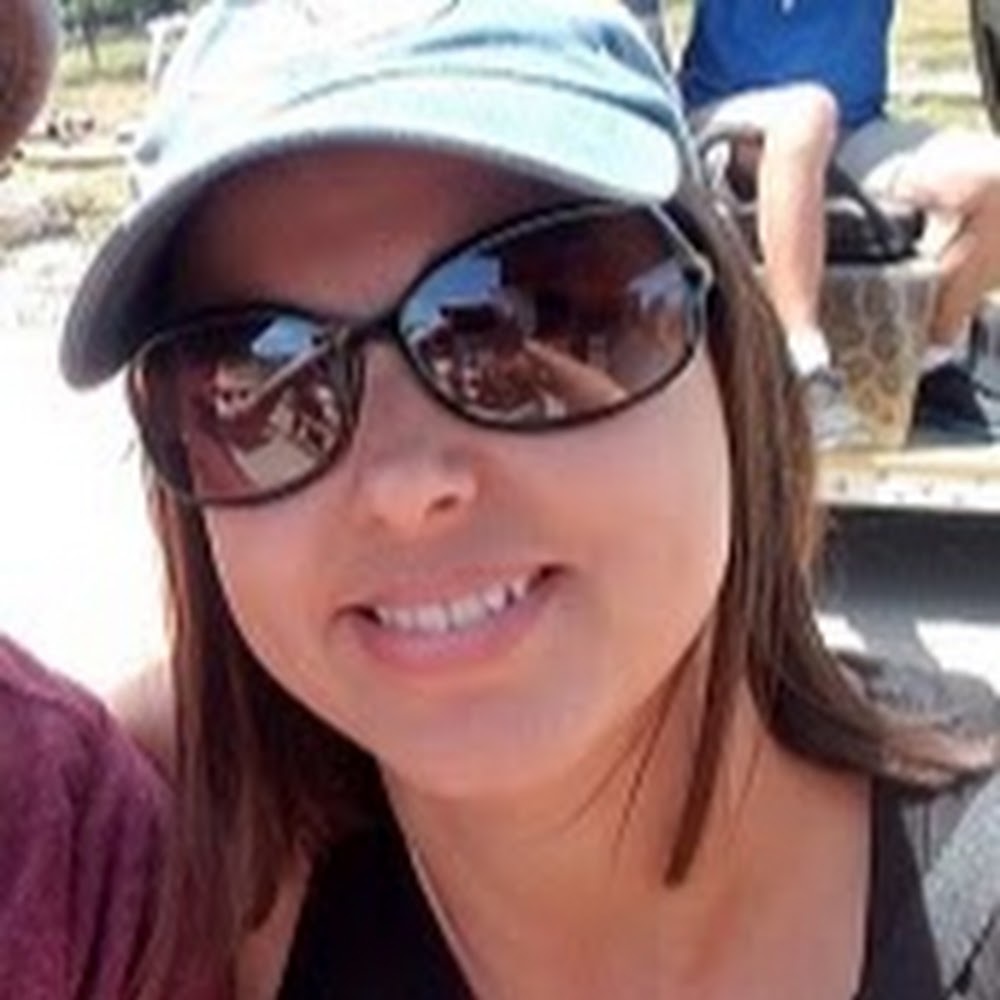 Meet your Posher, Carla